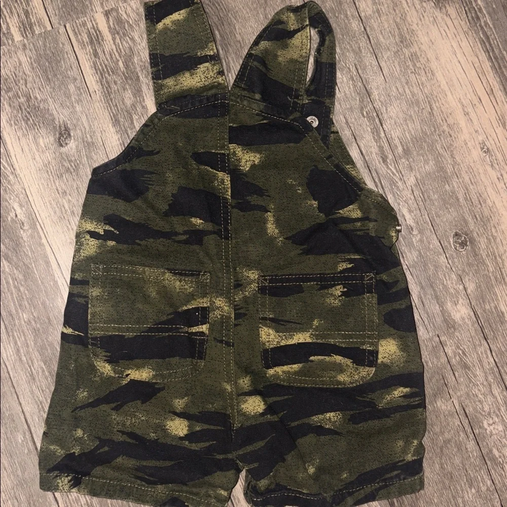 Carhartt Camo Overall Shortall camouflage Size 12 months